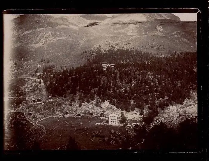 The Kurhaus of Arolla in 1898, a witness to the dawn of mountain tourism